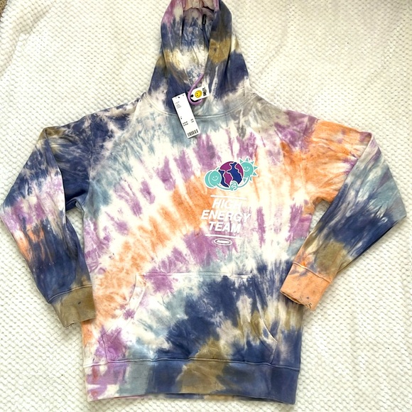 Urban outfitters tie-dye hoodie, size M - Picture 2 of 9